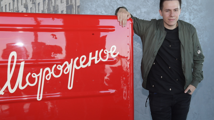 Готовим мороженое дома: Нужны только молоко и шоколадная паста