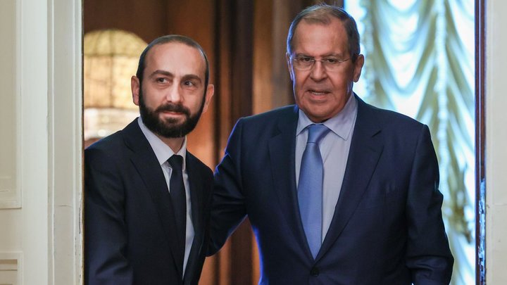 МИД России анонсировал двухдневный визит Лаврова в Ереван