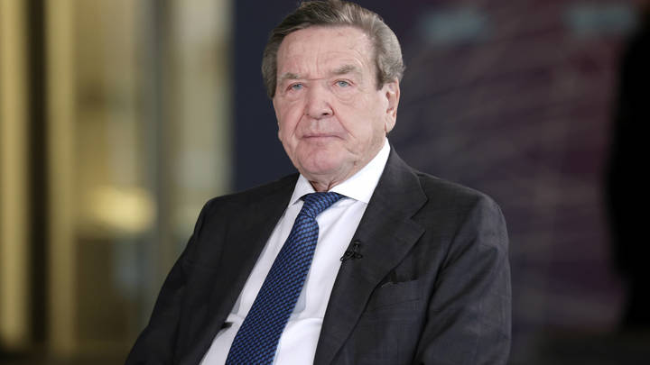 Крым должен остаться России. Экс-канцлер Германии призвал к переговорам с русскими