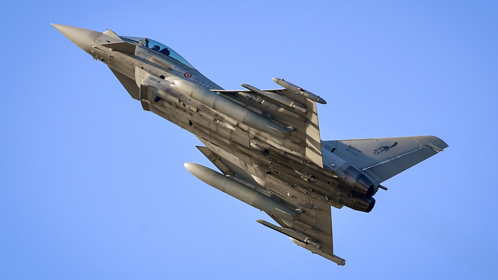 В Лондоне сообщили, что Украина получит истребители после завершения СВО