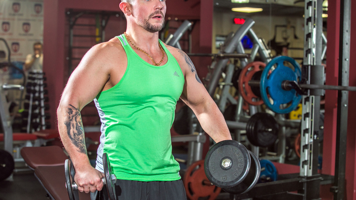 Дерматолог рассказал, безопасна ли спортивная одежда из синтетики