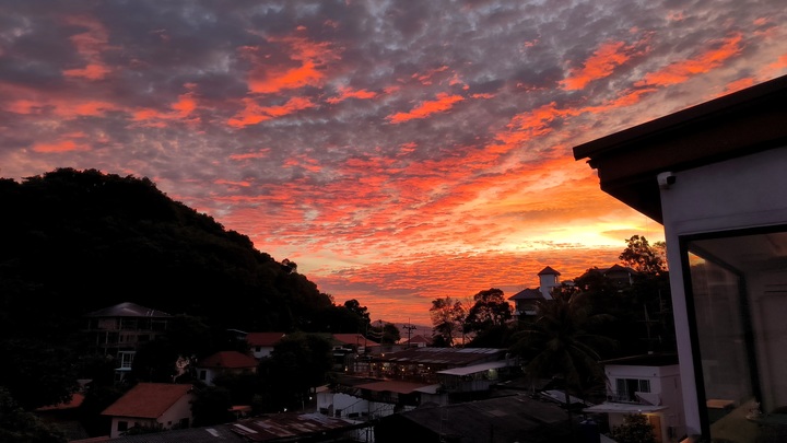 Провальный эксперимент: Таиланд возвращает запрет на травку