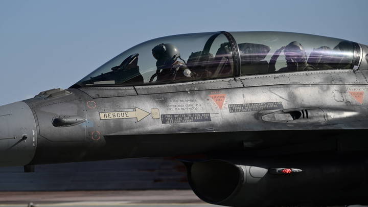 Стальной кулак и эскадрилья F-16. Для чего ВСУ копят силы и куда они пойдут?