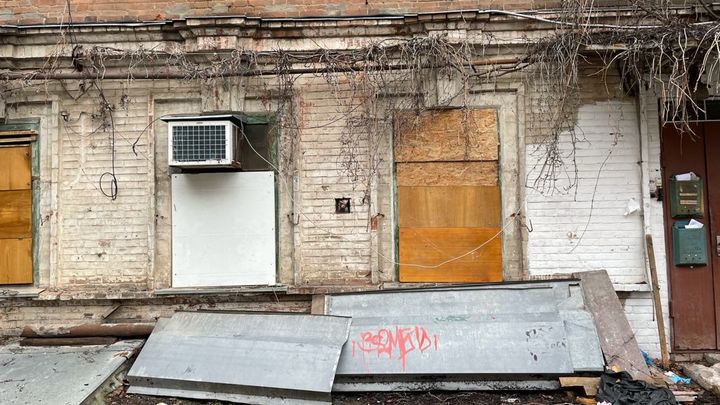 В Ростове москвич задушил знакомого и спалил его жилье. Следствие выяснило мотивы