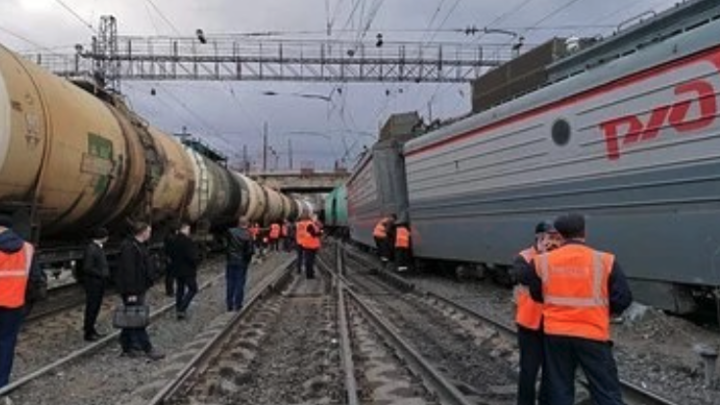 Катастрофа за катастрофой: в Челябинской области снова сошел с рельсов грузовой поезд
