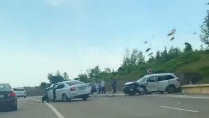 Лобовое ДТП под Джубгой: один ребенок погиб, еще трое - в больнице