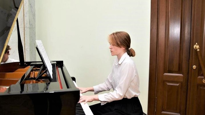 В Краснодарском крае талантливые студенты получат премии