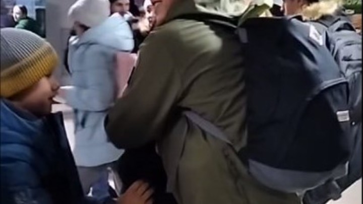 Читинского тренера по самбо Тимура Сугарова тепло встретили после СВО