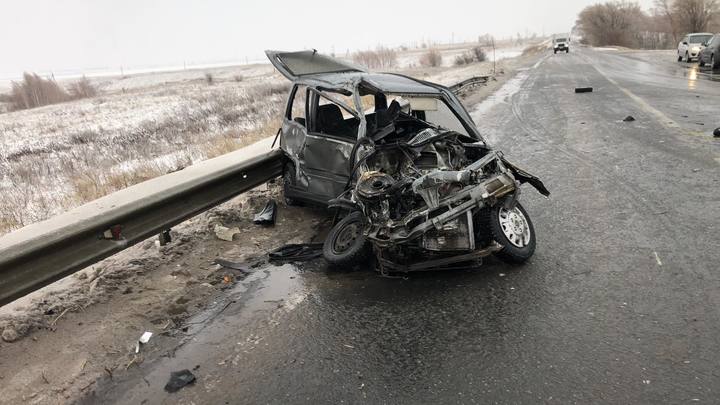 В Самарской области водитель Оки вылетел на встречку и погиб