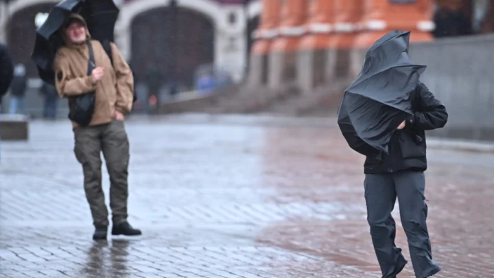 Погода сошла с ума. Москву ждёт неожиданный катаклизм Погода сошла с ума. Москву ждёт неожиданный катаклизм