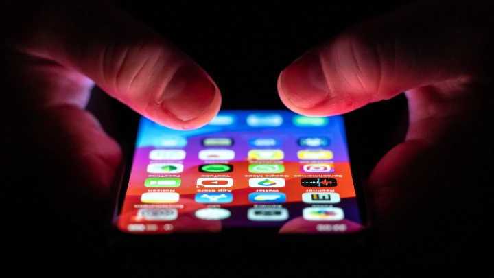 Соцсети, такси и маркетплейсы будут доступны и без интернета – Минцифры