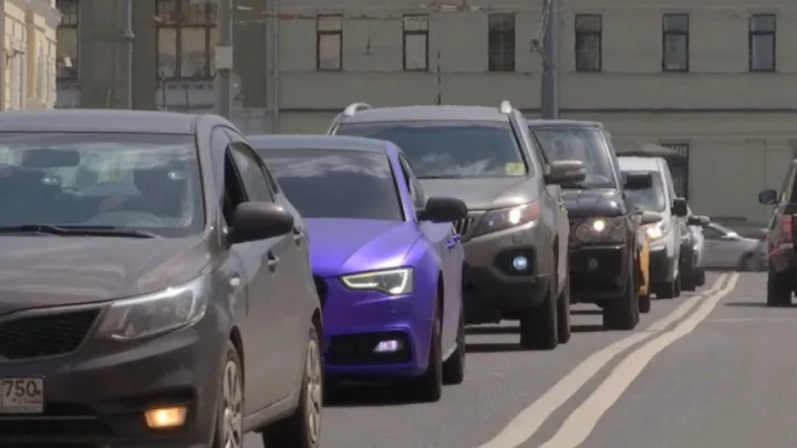 Рынок машин с пробегом вырос на 4,2%, а спрос на Lada упал: кто теперь в топе