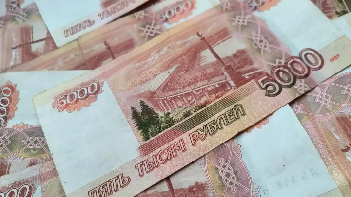 Деньги не приносят счастья: психолог пояснила, к чему приводит богатство