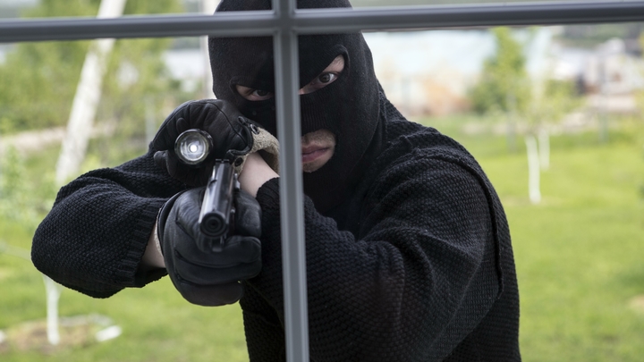 В Краснодаре неизвестные ограбили отделение Почты России на 3,4 млн рублей