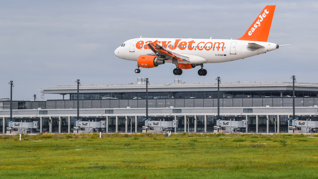 EasyJet желает создать самолет на электробатареях EasyJet желает создать самолет на электробатареях