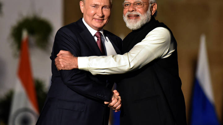 Разделяй и властвуй. Индию пытаются использовать в войне против России