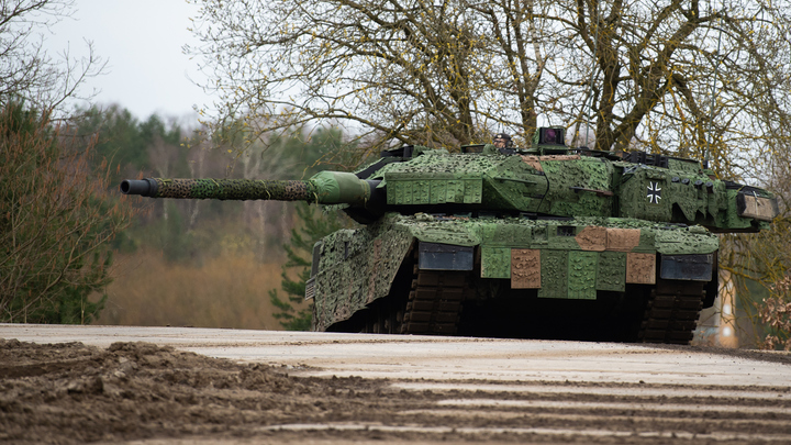 Танки раздора: Поддержка Украины поссорила Германию и Польшу