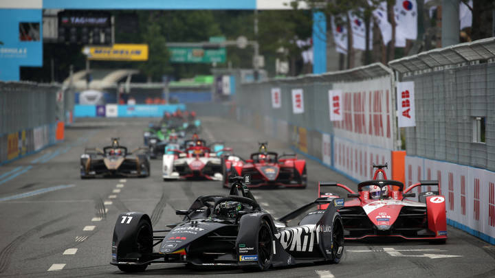 Формула-1 навсегда уехала из неправильной России: Главу чемпионата уличили в лицемерии