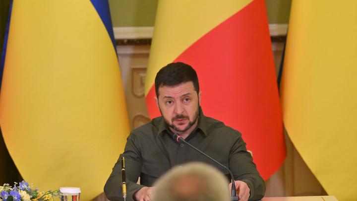 Зеленский - украинцам: Мы вернём Крым! Бла-бла-бла и всякая чушь