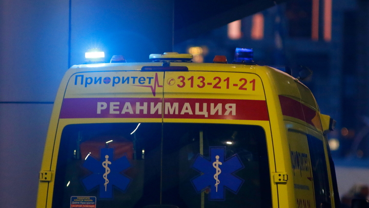 В Петербурге лихач на иномарке устроил смертельное ДТП с мусоровозом