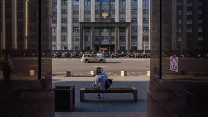 Для саботажников и фейкомётов - громадные штрафы и реальные сроки: В Госдуме одобрили