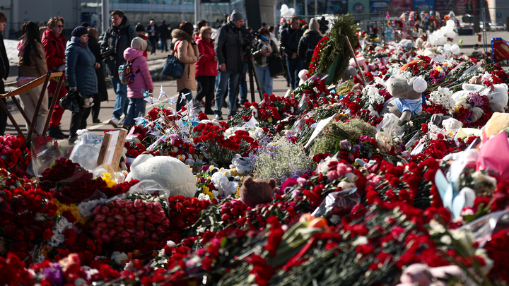 Алла Пугачева заявила после теракта в «Крокус Сити Холле», что скорбь должна быть в душе