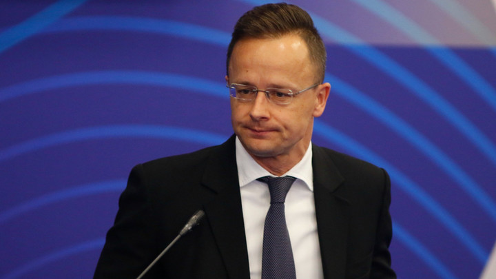 Наши польские братья тихо делают то же самое: Будапешт обвинил Варшаву в тайной торговле с Россией