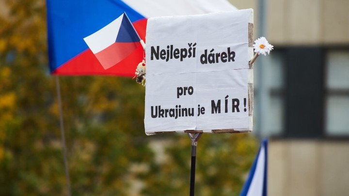 Чехи сыты по горло конфликтом на Украине: Журналист выдал правду о настроениях в стране