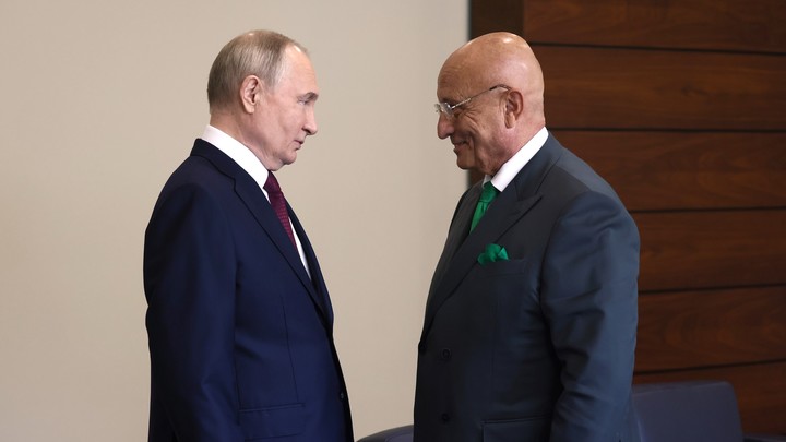 Путин упрекнул модератора ПМЭФ Караганова: Хрюкнули, как говорят народе