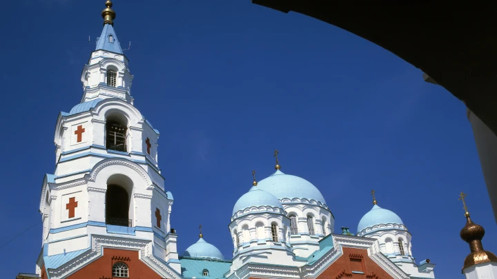 Говорю - и слёзы. Православная девушка 8 лет не общалась с отцом-мусульманином, но случилось чудо