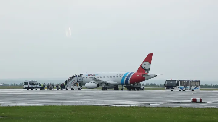 380 тысячам жителей Челябинской области закрыли выезд за границу из-за долгов