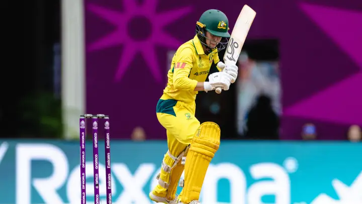 В Австралии 17-летний игрок в крикет получил мячом по шее и умер