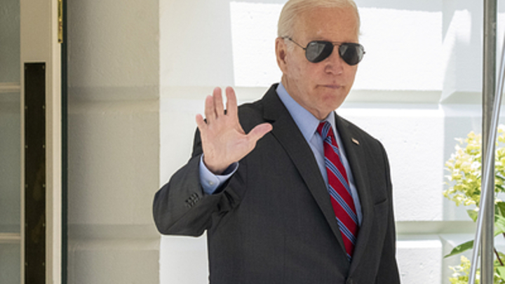 Байден приговорил Киев к поражению. 17 июля стало официальным днём конца Украины