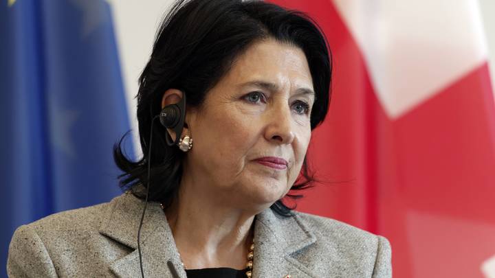 Путин отменил визовый режим с Грузией, но она оказалась этому не рада — объясняем, почему