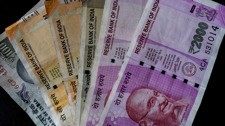 В чём проблема расчётов в рупиях: Аналитик заявил о серьёзном дисбалансе в торговле с Индией