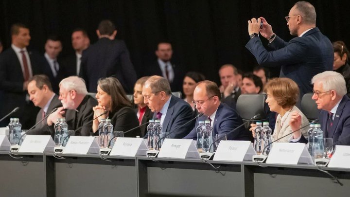 Встали и ушли: Делегация Беларуси покинула заседание ПА ОБСЕ, превратившееся в фарс