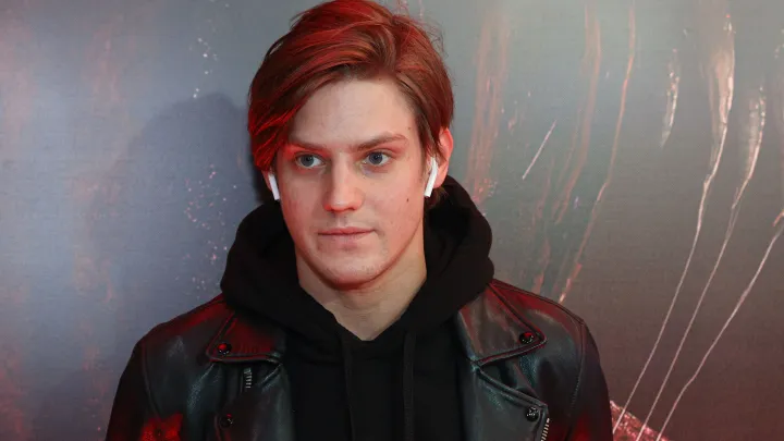 Сын легендарного Олега Табакова - против России. Посмотрите, что он говорит