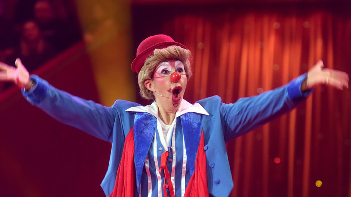 Мы в цирк пришли или куда?: В Одессе клоун показал детям танцующих мёртвых русских десантников