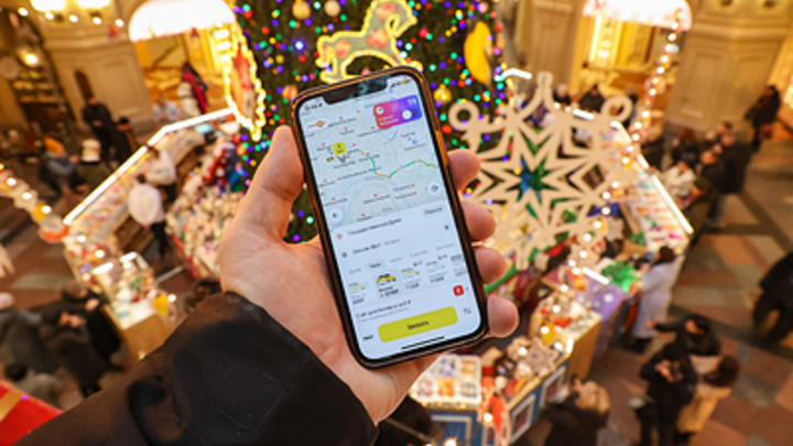 Американский шпион в кармане: Когда в России появятся свои телефоны?