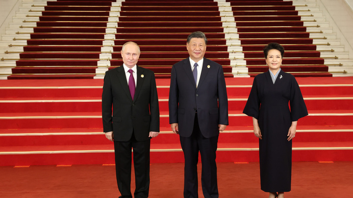 Китай не останется в стороне: Путин выпускает Кинжалы” в решающей битве с Западом