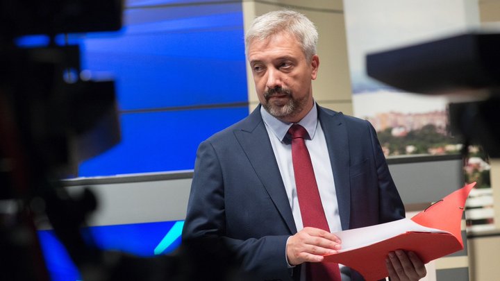 Начальник объяснил Поклонской значение Z и V: Но выводы будут сделаны