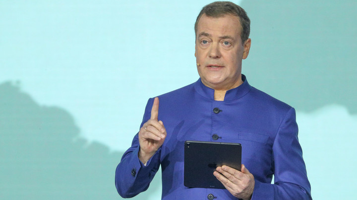 Событие, которого ждали: Медведев связал изменение ядерной доктрины России с царствованием Юпитера