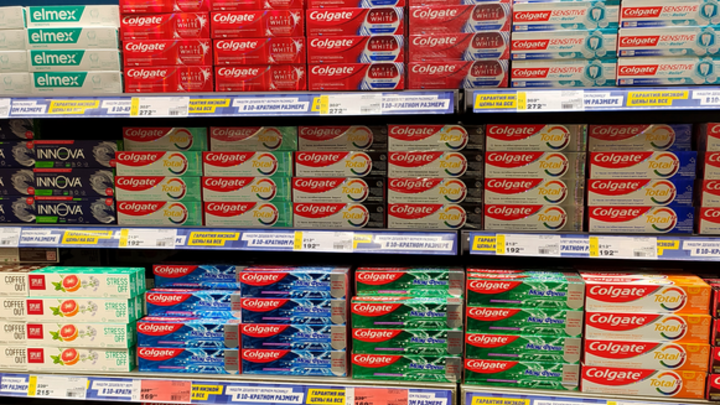 Парень вынес из супермаркета в Бердске 27 тюбиков зубной пасты