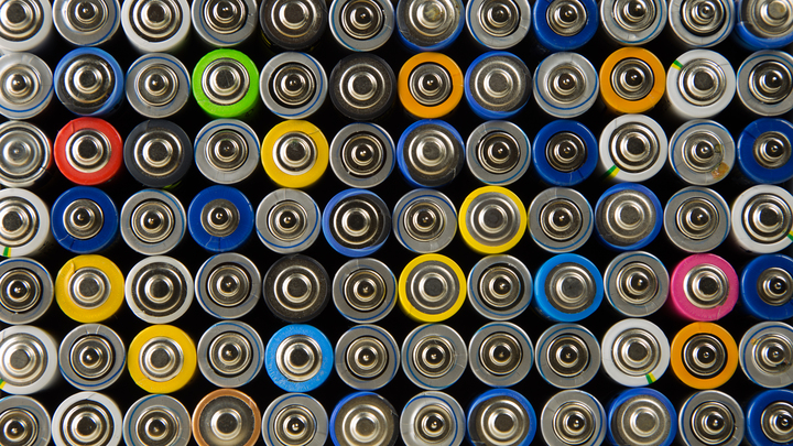 В Новосибирске учёные нашли альтернативу литий-ионным аккумуляторам