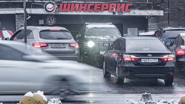 Семь авто разбиты: на МКАД крупное ДТП из-за непогоды