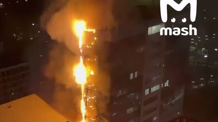 Mash: крупный пожар охватил штаб-квартиру Liberty Bank в Тбилиси