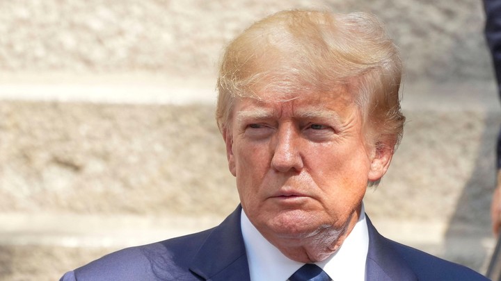 Разве это не безумие?: Трамп обвинил Байдена в развязывании Третьей мировой войны