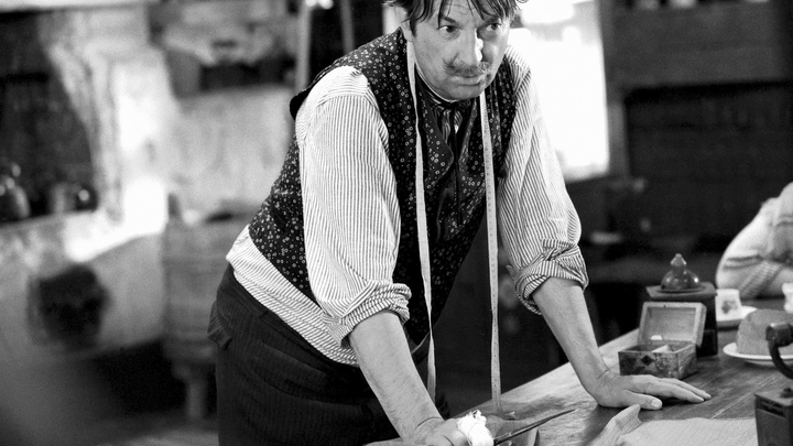 Могила великого Вицина так и осталась без памятника. От правды стынет в жилах кровь