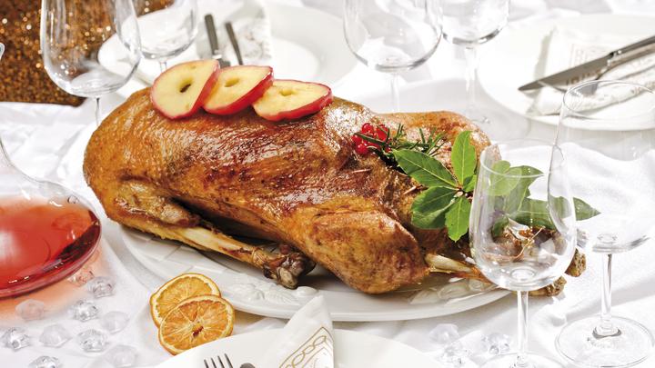 Чем иностранцы заменяют оливье и селёдку под шубой: Список новогодних блюд пяти стран