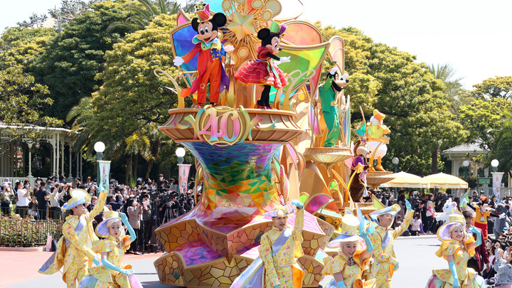 В США для детей устроят парад извращенцев. Диснейленд нездорового человека